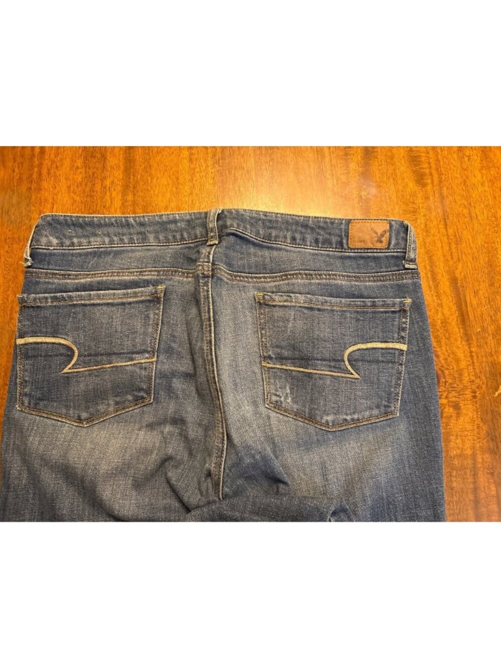 American Eagle Womens Skinny Stretch Jeans Size 12 Distressed Medium Wash Casual - Picture 7 of 7